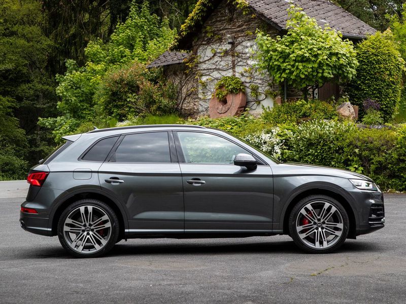 Audi SQ5 II (FY), Внедорожник 5 дв. — вид слева