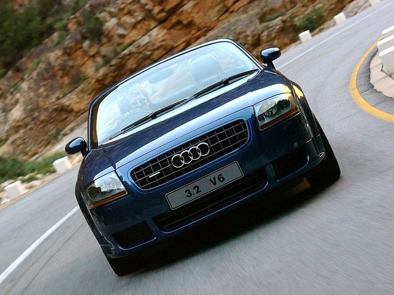 Audi TT I (8N) Рестайлинг, Кабриолет Roadster — вид спереди