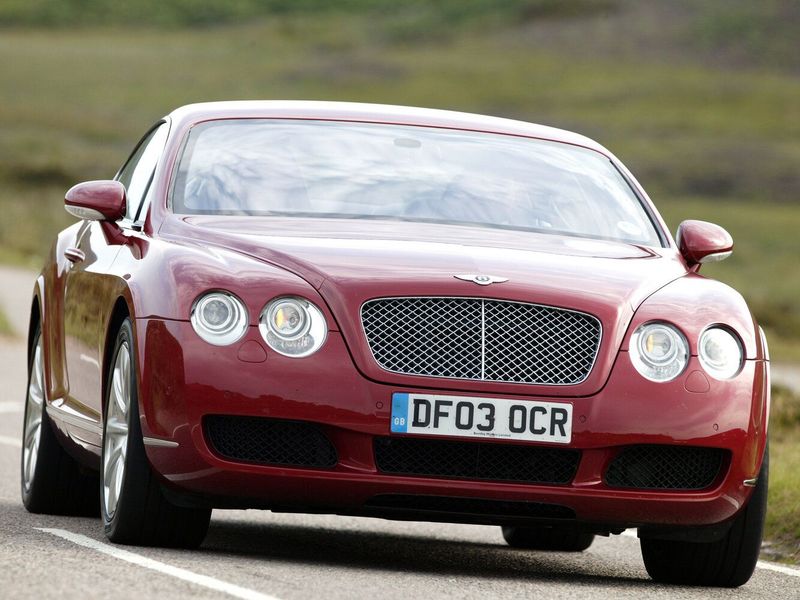 Bentley Continental GT I، كوبيه — منظر أمامي أيسر