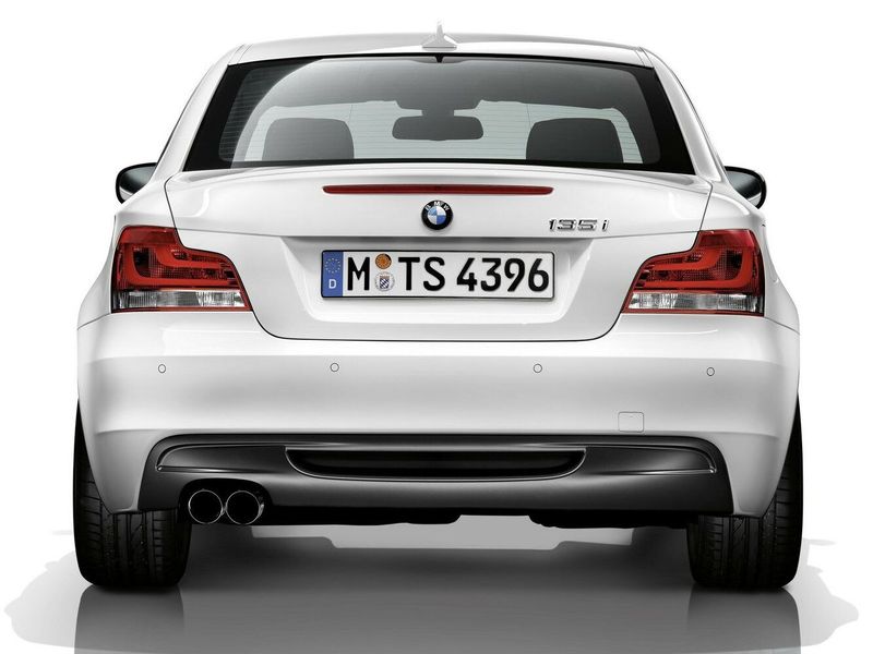 BMW 1 Series I (E82/E88) عملية فيس ليفت 2، كوبيه — منظر خلفي