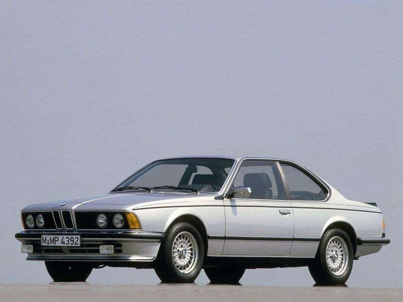 BMW 6 Series I (E24)، كوبيه — منظر أمامي أيسر