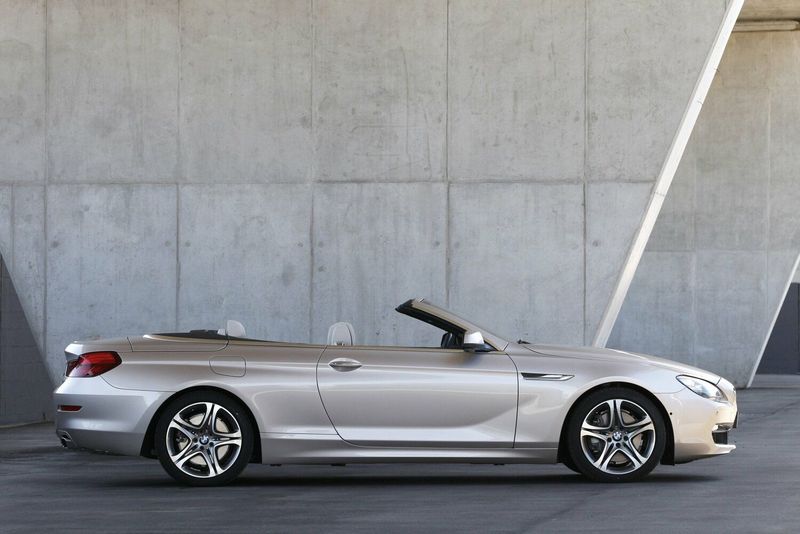 BMW 6 Series ثالثاً (ف06/ف13/ف12)، قابلة للتحويل — منظر من الجانب الأيمن