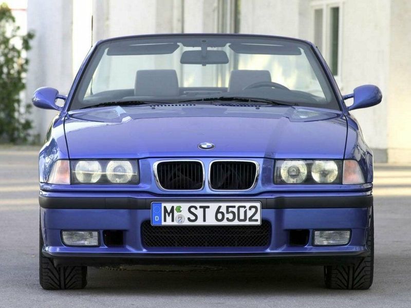 BMW M3 II (E36)، قابلة للتحويل — منظر أمامي