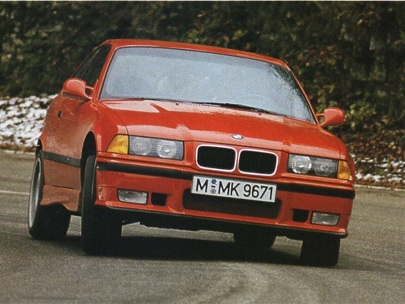 BMW M3 II (E36)، كوبيه — منظر أمامي أيسر