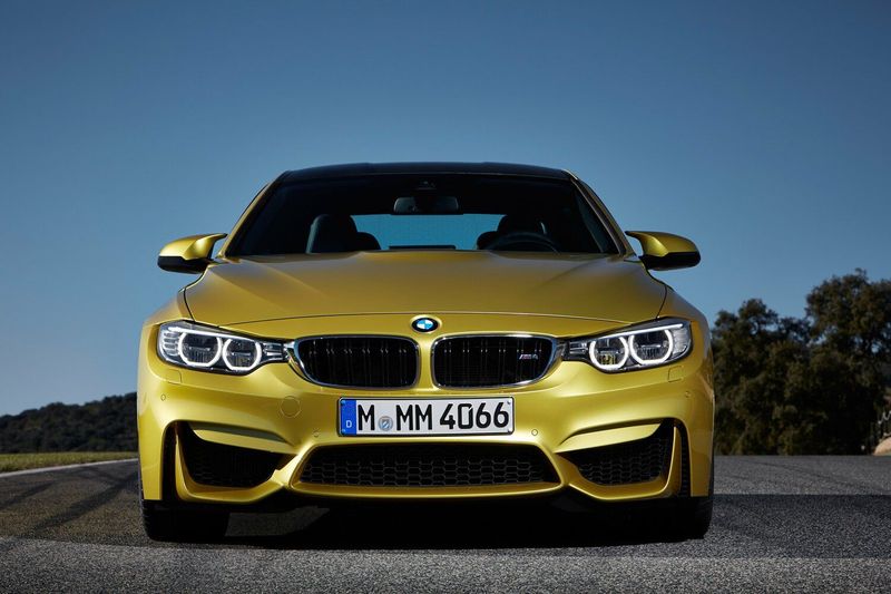 BMW M4 F82/F83، كوبيه — منظر أمامي