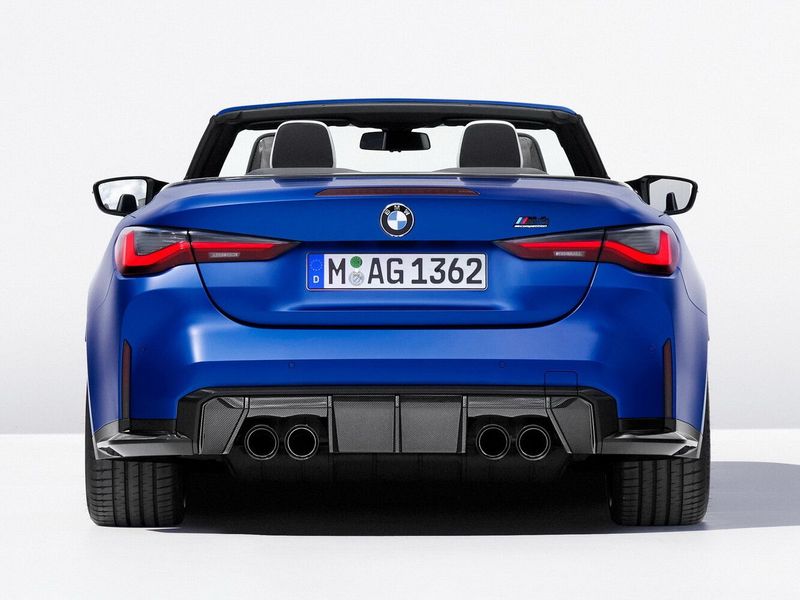 BMW M4 G82/G83، قابلة للتحويل — منظر خلفي