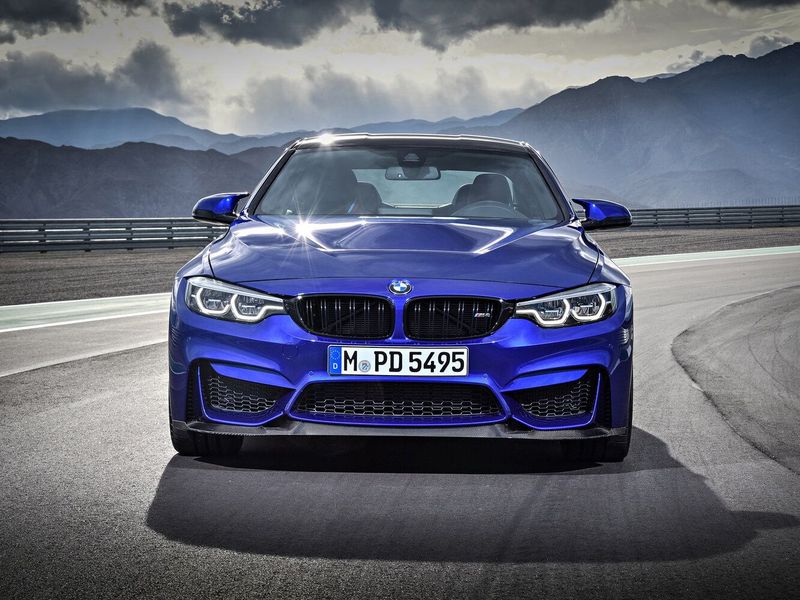 BMW M4 عملية فيس ليفت F82/F83، كوبيه — منظر أمامي