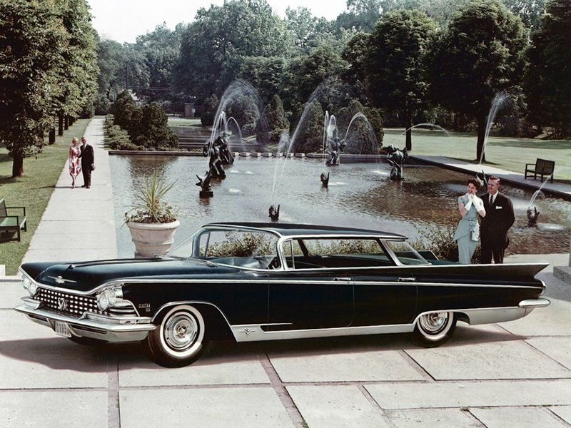 Buick Electra I, Седан — вид спереди слева