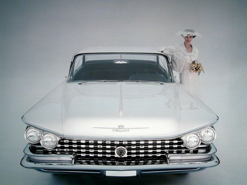 Buick Electra I, Седан — вид спереди