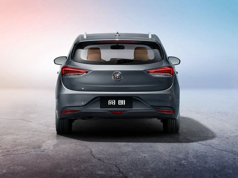 Buick Excelle III Рестайлинг, Универсал 5 дв. Gx — вид сзади