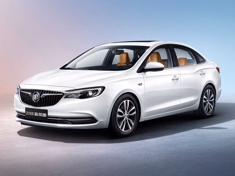 Buick Excelle ثالثاً فيس ليفت، سيدان — منظر أمامي بزاوية ثلاثة أرباع