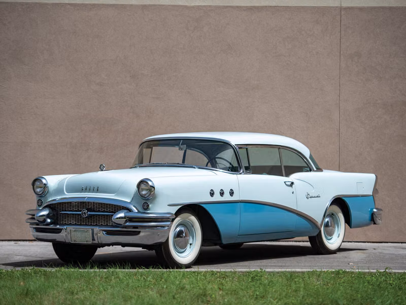 Buick Special II Рестайлинг, Купе-Хардтоп — вид спереди в три четверти