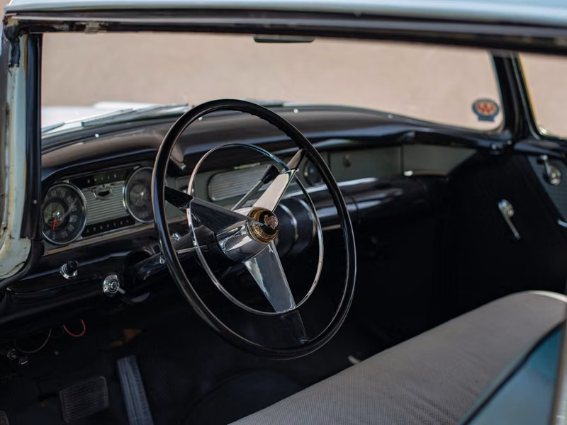 Buick Special II Рестайлинг, Купе-Хардтоп — рулевое колесо