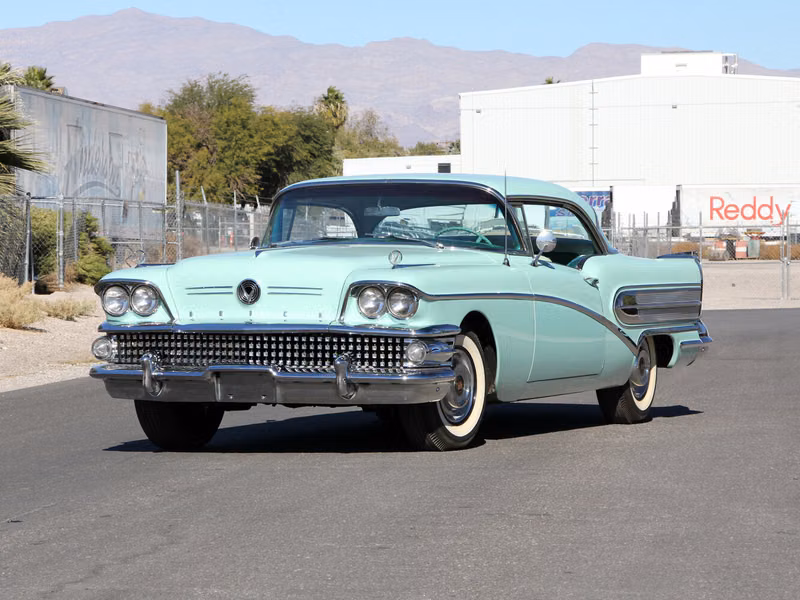 Buick Special II Рестайлинг 3, Купе-Хардтоп — вид спереди