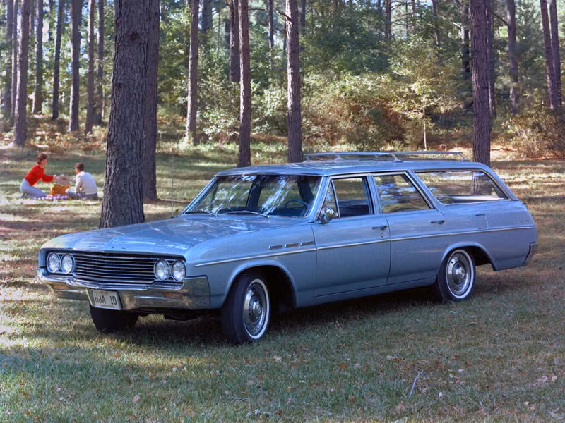 Buick Special IV, Универсал 5 дв. — вид спереди слева
