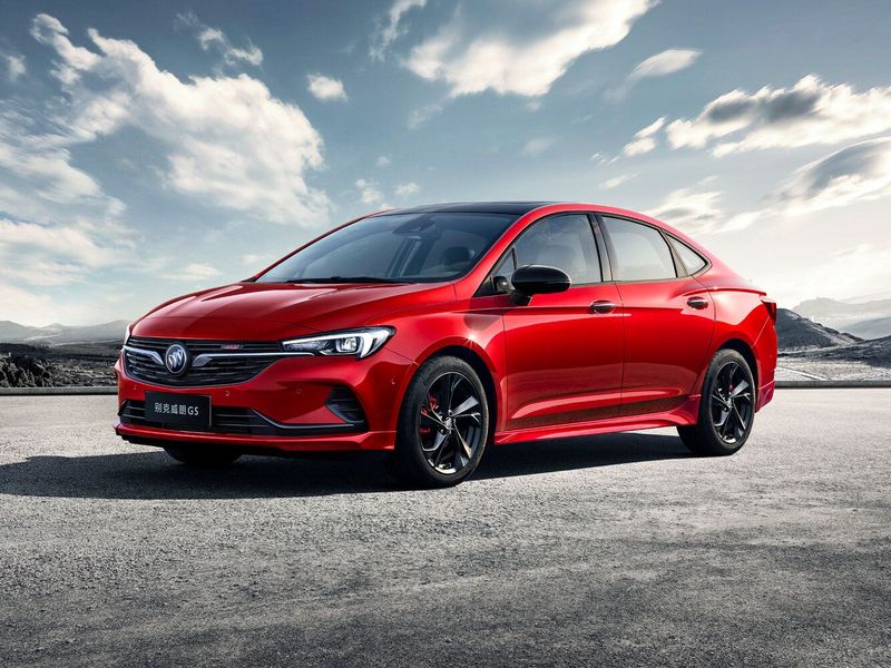 Buick Verano II Рестайлинг 2, Седан — вид спереди в три четверти