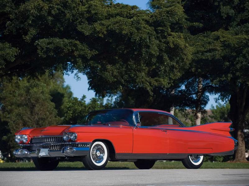 Cadillac Eldorado IV, Купе-Хардтоп Seville — вид спереди в три четверти