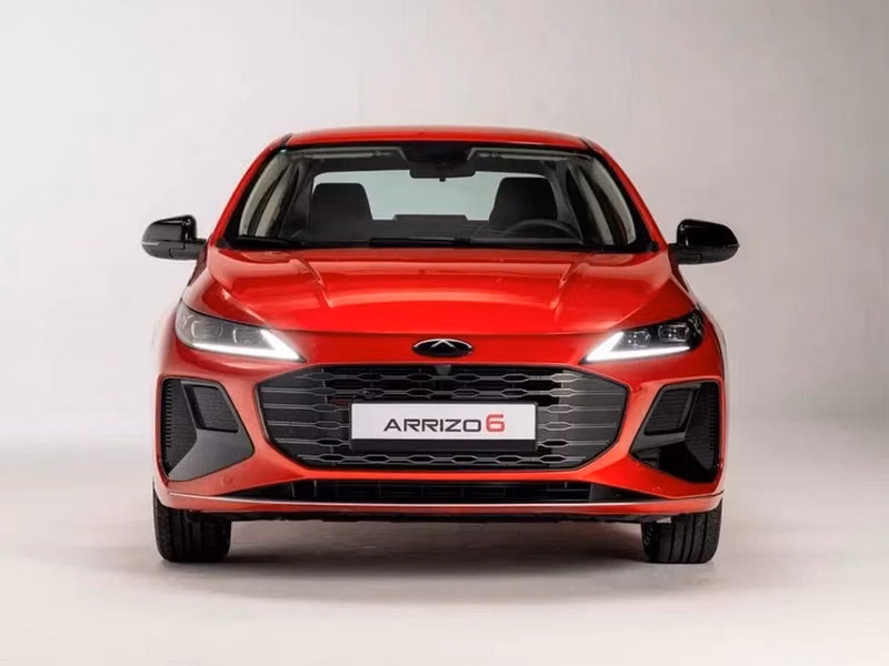 Chery Arrizo 6 I، سيدان — منظر أمامي