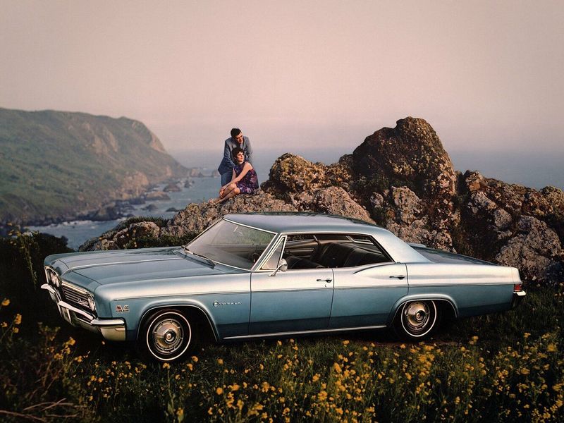 Chevrolet Impala IV, Седан-хардтоп — вид спереди слева