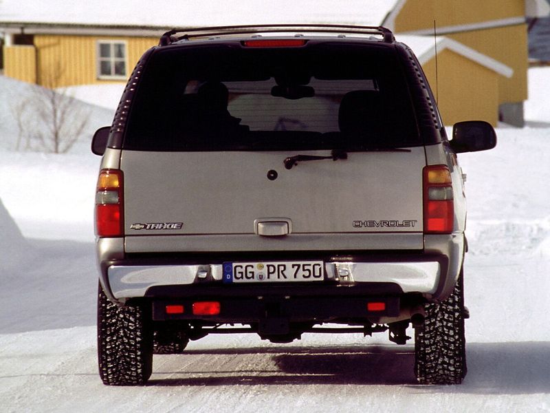 Chevrolet Tahoe ثانياً، دفع رباعي 5 أبواب — منظر خلفي