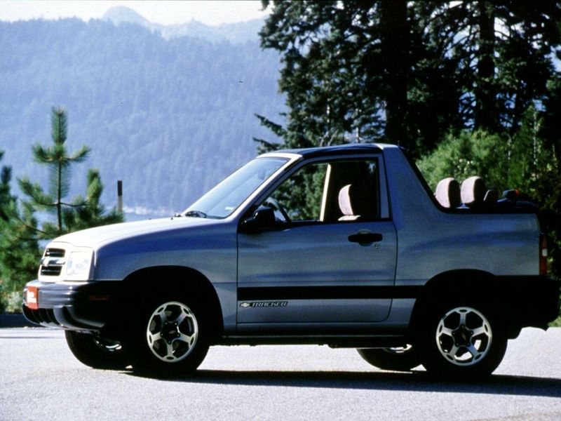 Chevrolet Tracker ثانياً، دفع رباعي خارجي — منظر أمامي أيسر