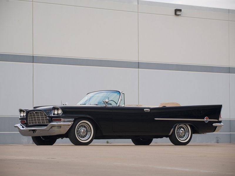 Chrysler 300 Letter Series II (300D) Рестайлинг, Кабриолет — вид слева
