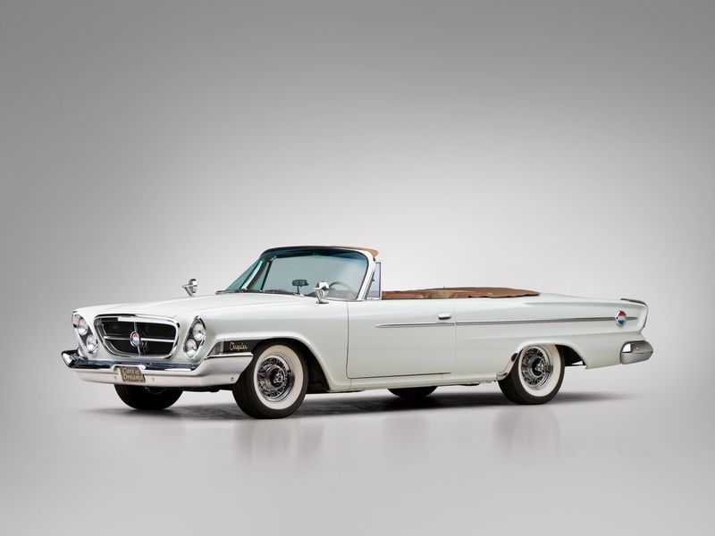 Chrysler 300 Letter Series III (300H) Рестайлинг 2, Кабриолет — вид спереди в три четверти