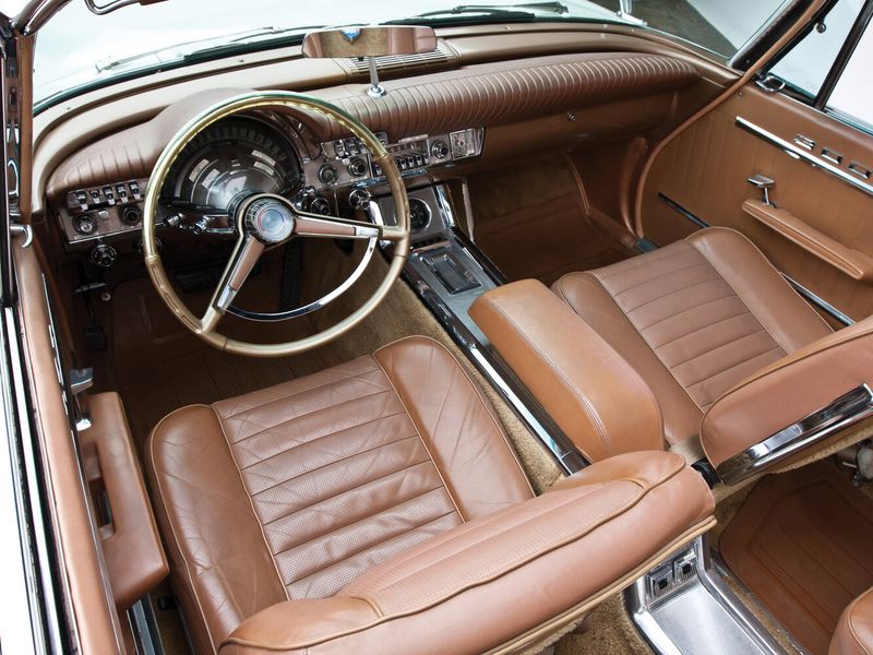 Chrysler 300 Letter Series III (300H) Рестайлинг 2, Кабриолет — место водителя