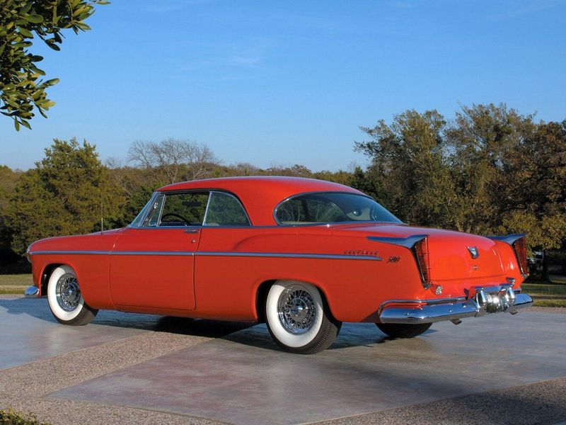 Chrysler 300 Letter Series I (C-300), Купе-Хардтоп — вид сзади слева
