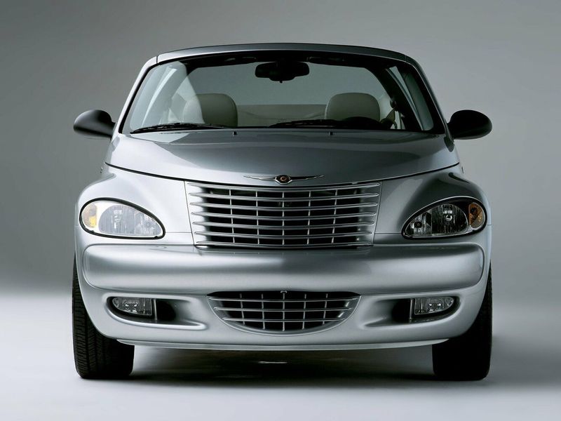 Chrysler PT Cruiser، قابلة للتحويل — منظر أمامي