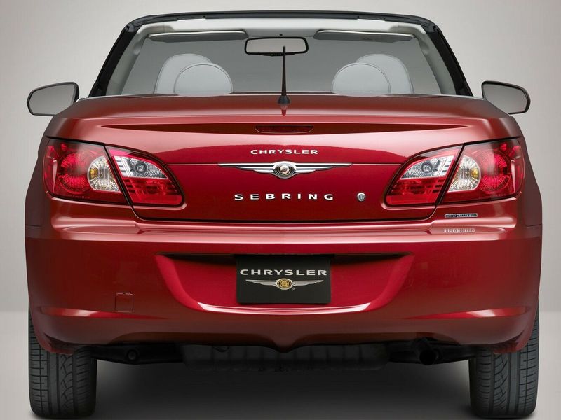 Chrysler Sebring ثالثاً، قابلة للتحويل — منظر خلفي