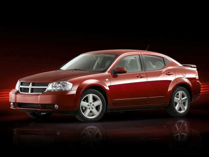 Dodge Avenger ثانياً، سيدان — منظر أمامي أيسر