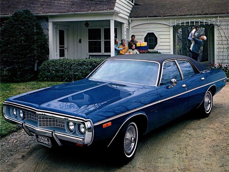 Dodge Coronet VI, Седан — вид спереди в три четверти