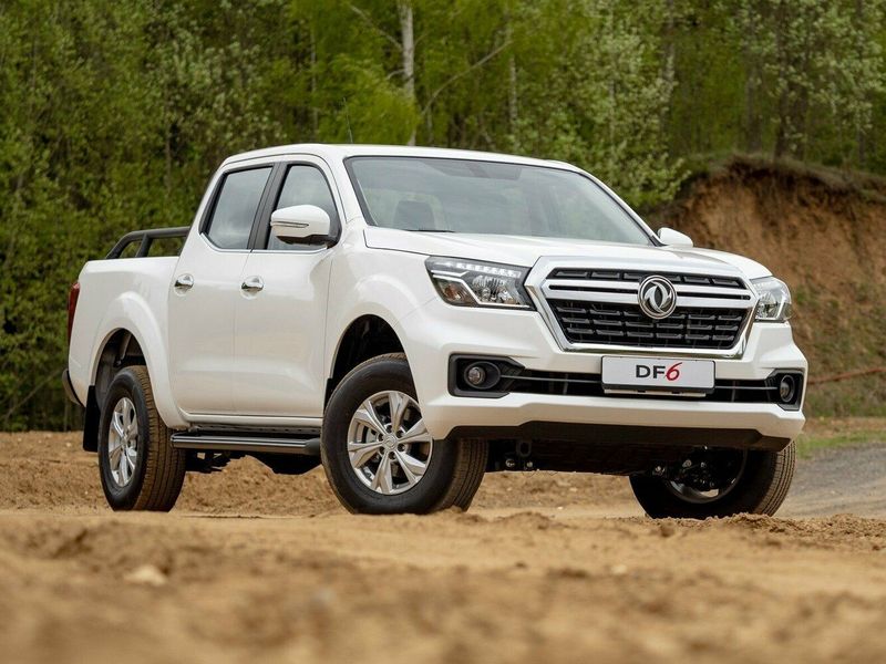 DongFeng DF6, Пикап — вид спереди в три четверти