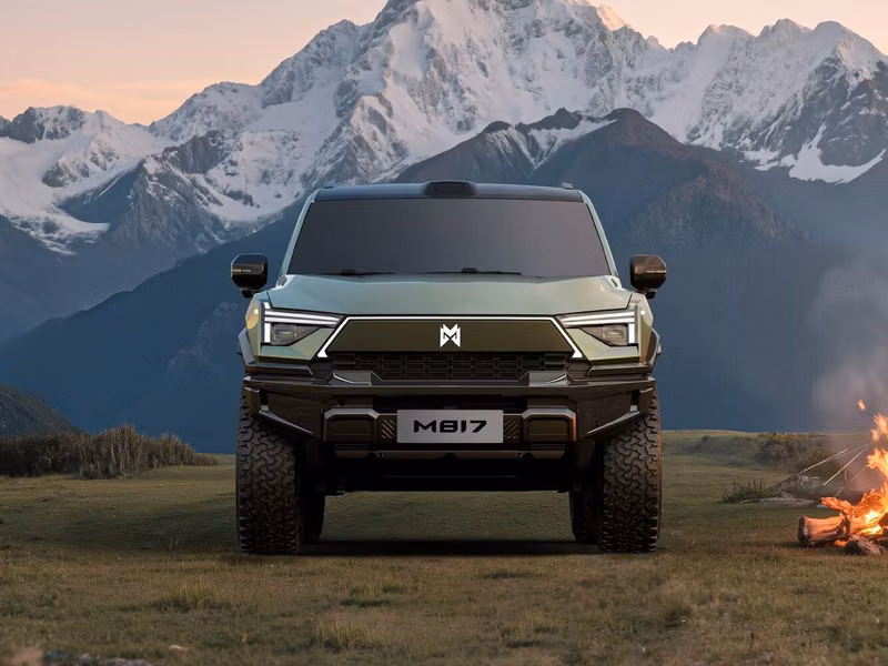 DongFeng Mengshi M-Hero 817، دفع رباعي 5 أبواب — منظر أمامي
