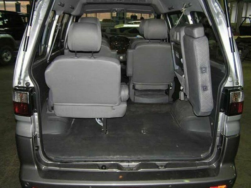DongFeng MPV, Минивэн — багажное отделение