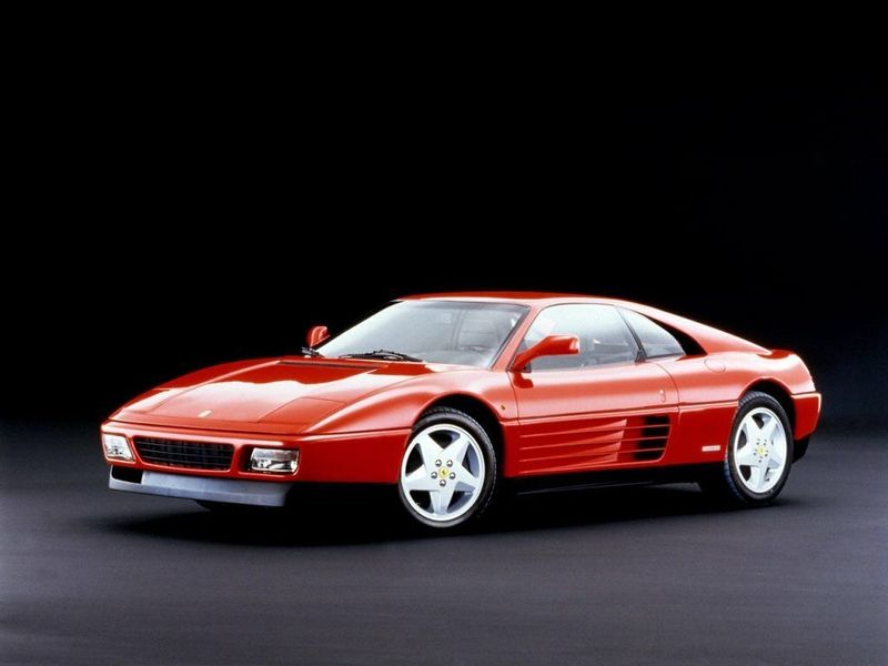 Ferrari 348, Купе — вид спереди справа