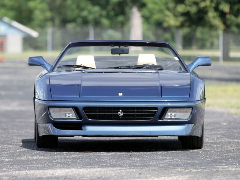 Ferrari 348, Родстер — вид спереди