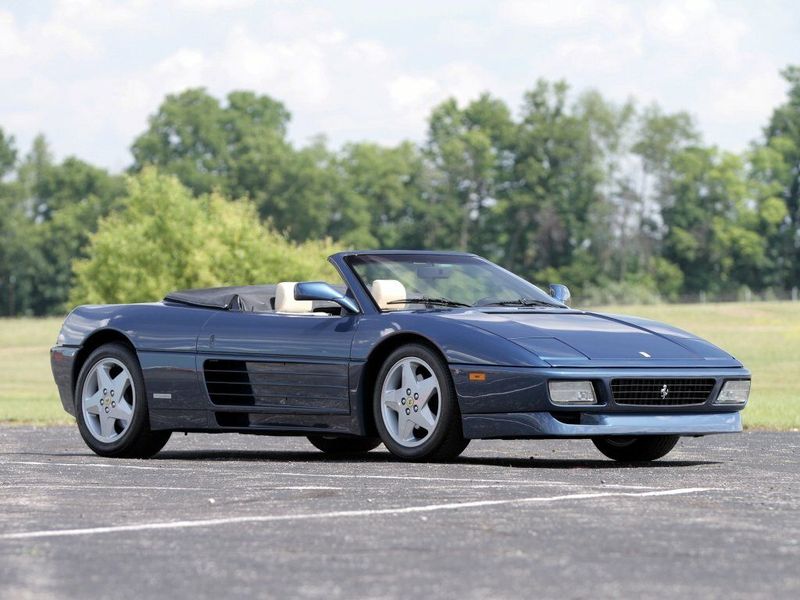 Ferrari 348, Родстер — вид спереди справа