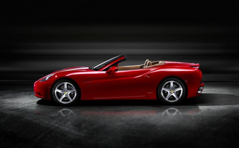 Ferrari California I, Кабриолет — вид слева
