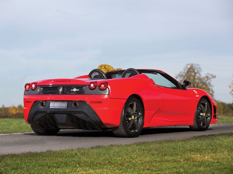 Ferrari F430, Кабриолет Scuderia Spider 16M — вид сзади в три четверти