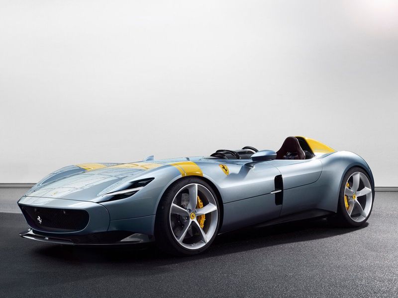 Ferrari Monza SP, Спидстер SP1 — вид спереди справа