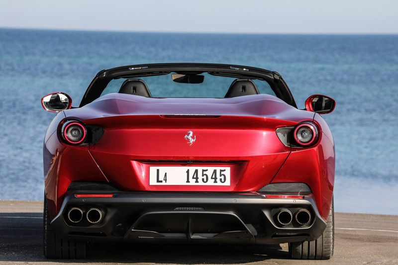 Ferrari Portofino I Рестайлинг (M), Кабриолет — вид сзади