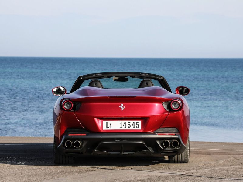 Ferrari Portofino I, Кабриолет — вид сзади