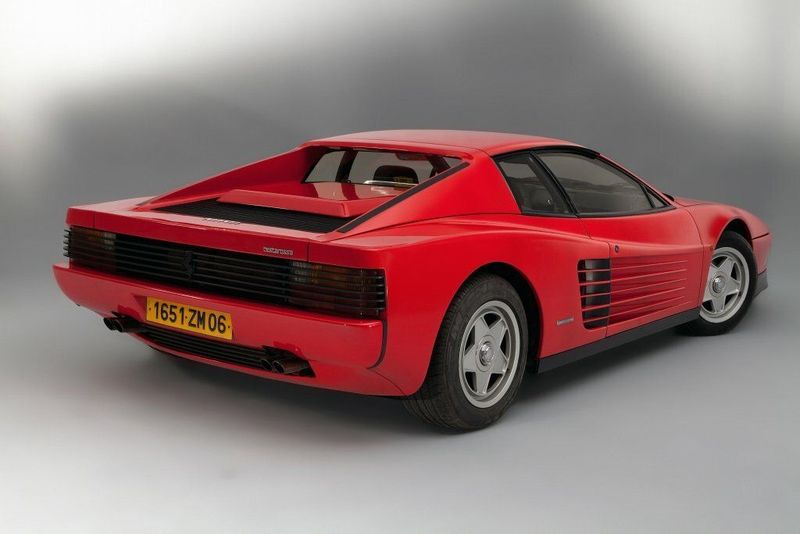 Ferrari Testarossa, Купе — вид сзади справа