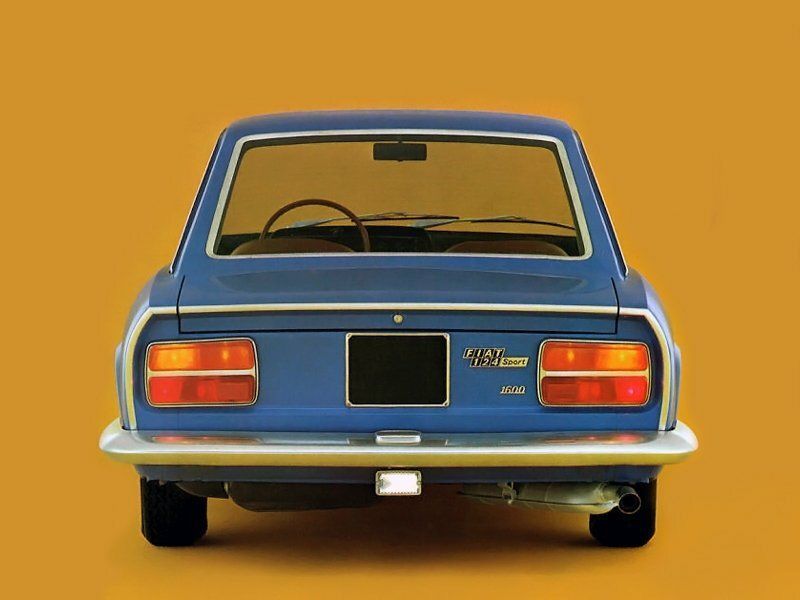 Fiat 124 I، كوبيه — منظر خلفي