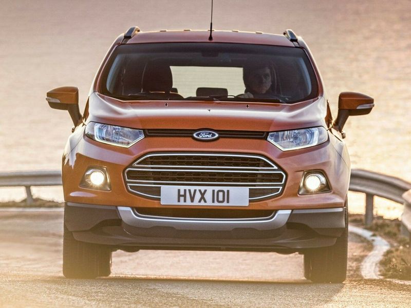Ford EcoSport ثانياً، دفع رباعي 5 أبواب — منظر أمامي