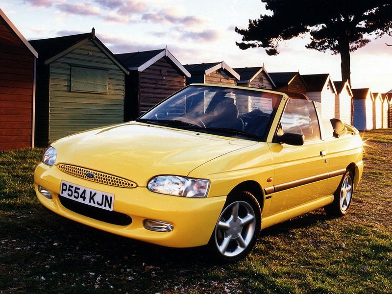 Ford Escort عملية فيس ليفت V 2، قابلة للتحويل — منظر أمامي أيمن