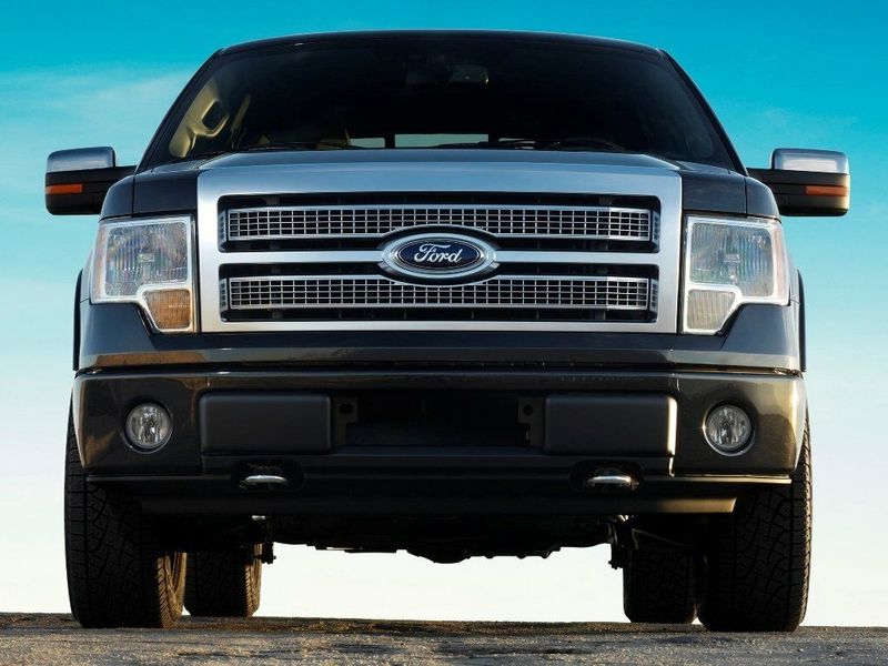 Ford F-150 الثاني عشر، بيك أب بكابينة مزدوجة CrewCab — منظر أمامي