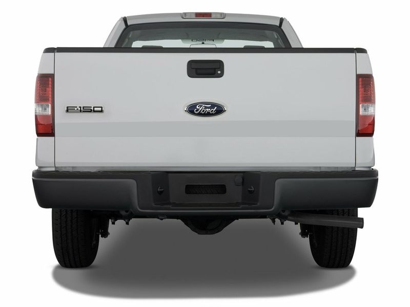 Ford F-150 الثاني عشر، بيك أب بكابينة مفردة — منظر خلفي
